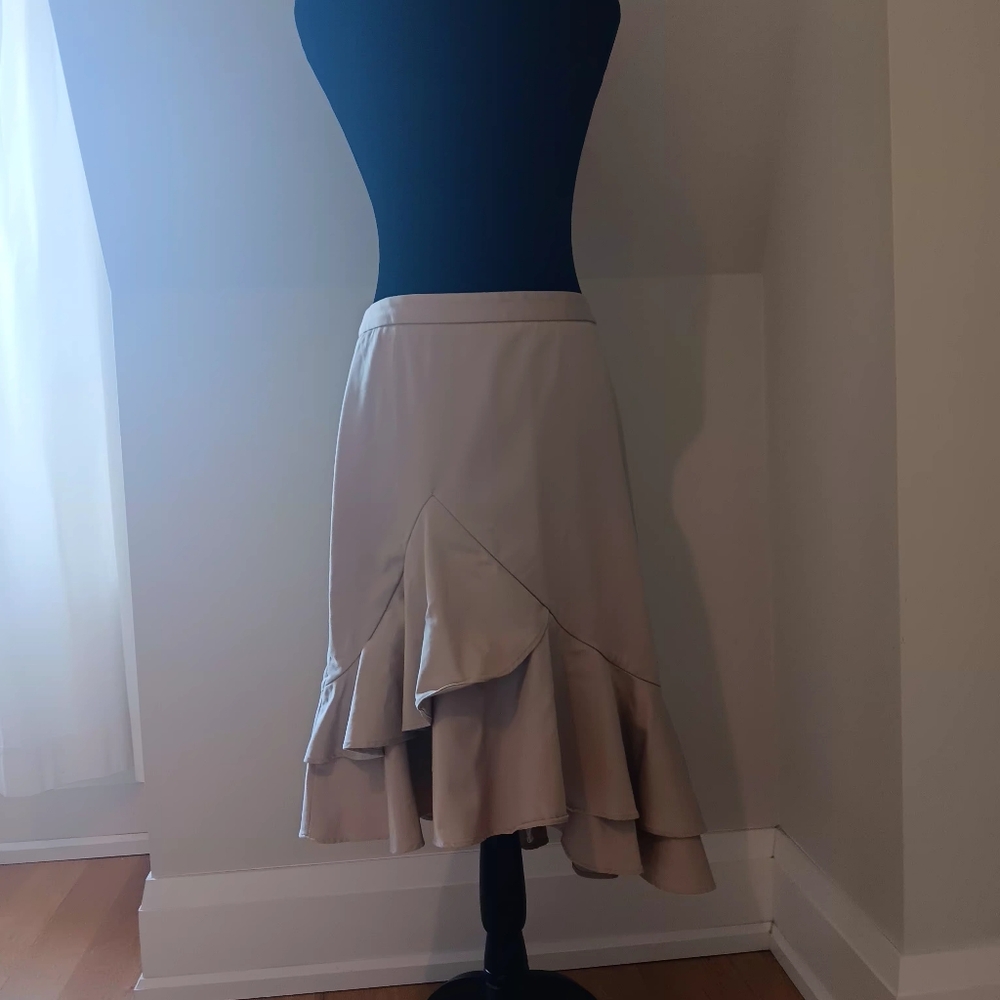 Banana Republic Tan Ruffle Skirt